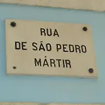 Casa Do Castelo 2- Work Or Relax In The Historic Heart Of Lisbon!